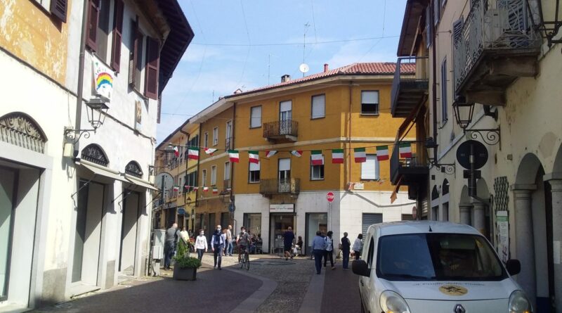 . "Guerra" tra postino e commercianti di corso Garibaldi, a Corbetta - 30/05/2020