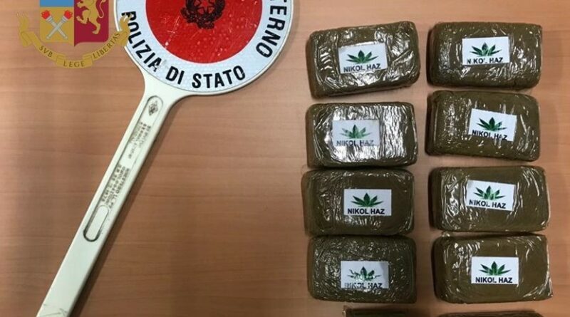 sequestro di droga da parte della polizia di stato