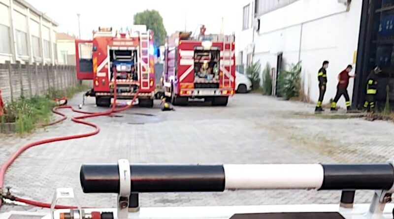 vanzaghello, vigili del fuoco di Legnano