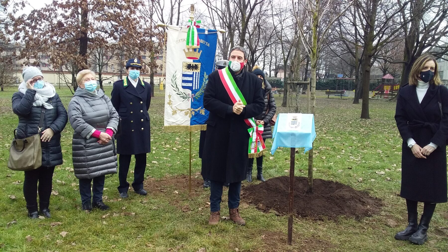 . Un albero al parco a ricordo delle vittime Covid. Corbetta - 04/02/2021