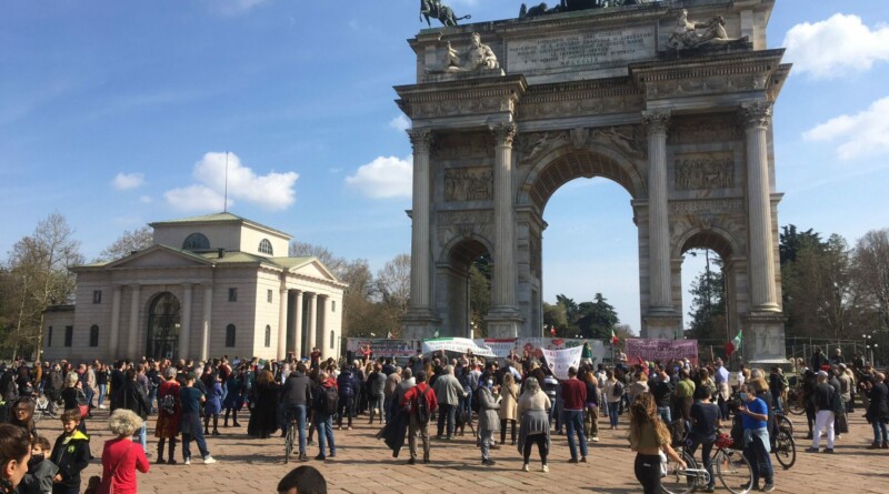 . I free Vax al raduno di No paura Day ieri a Milano (di Rosalba Fragapane) - 29/03/2021