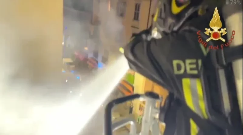 milano. Incendio nella notte a Milano. 4 feriti in ospedale - 10/07/2024