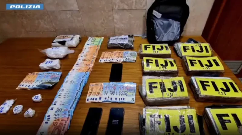 Sequestro,Cocaina. Maxi sequestro di cocaina valeva 2 milioni e mezzo di euro, e 3 arresti - 05/09/2024