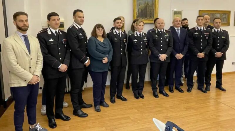 Giornalisti del giro della nera e i nuovi ufficiali dei carabinieri di Milano