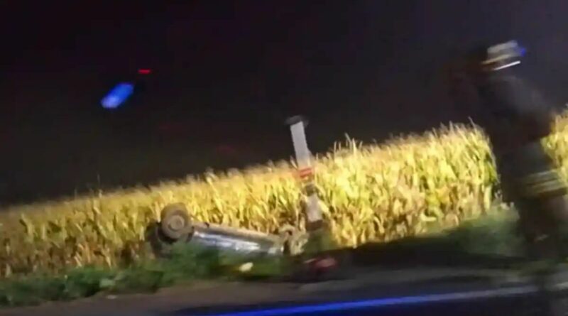 Piazza Litta. Incidente. Auto ribaltata nel fosso, ma l'autista è introvabile - 17/10/2024