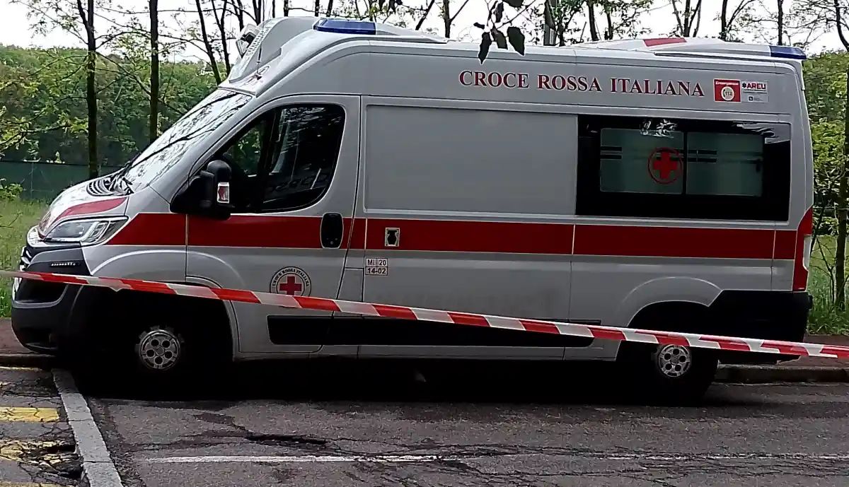 Incidente a Busto Arsizio: ciclista 83enne investito da un’ auto. È in gravi condizioni